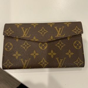 Louis Vuitton Vintage (early 70’s) wallet